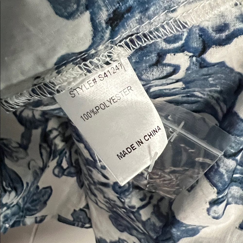 NWT Floral Jodifl Blouse Large Blue - Picture 14 of 17